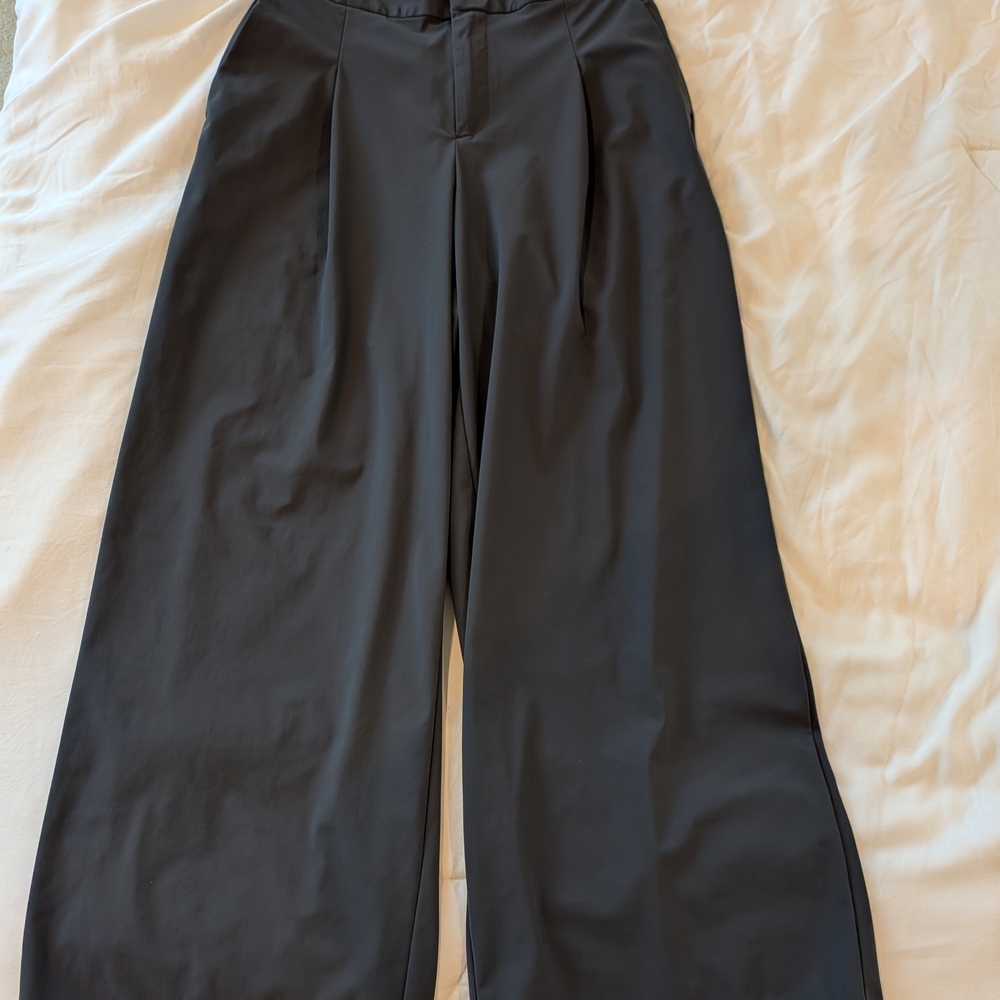 Athleta Charcoal Elastic-Waist Pants